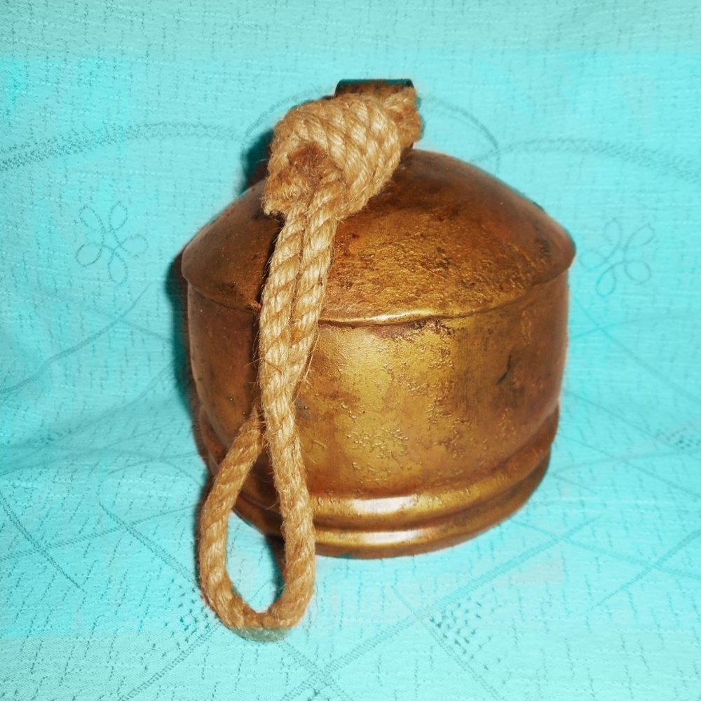 Primitive Hand Made Metal Cow/Barn Bell, Wooden Clangor